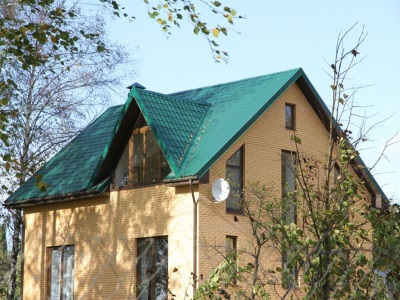 Ремонтируем пол и стены